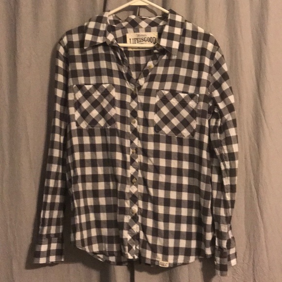 Shirts - Picture 3 of 4